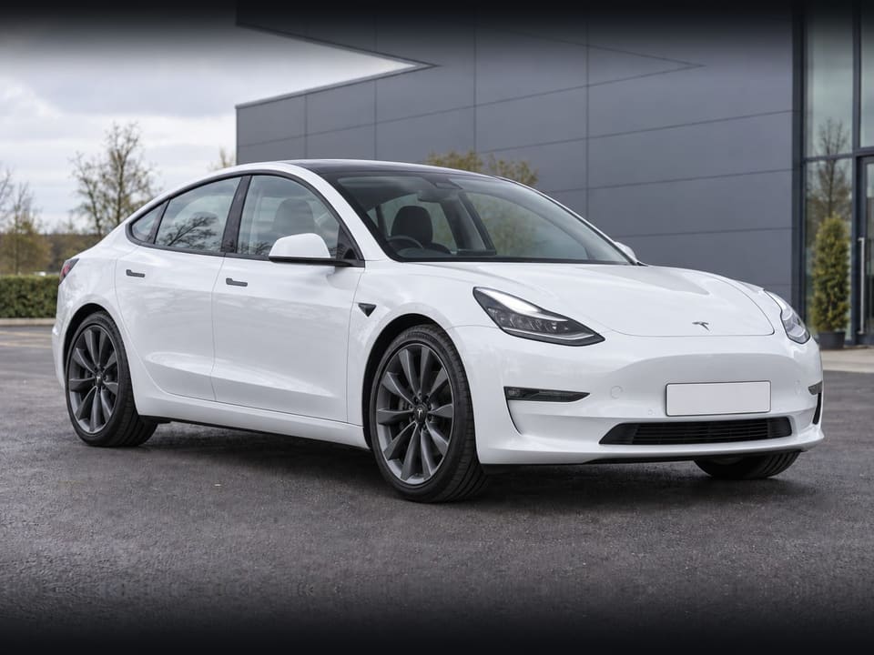 Tesla Model 3 in Pearl White