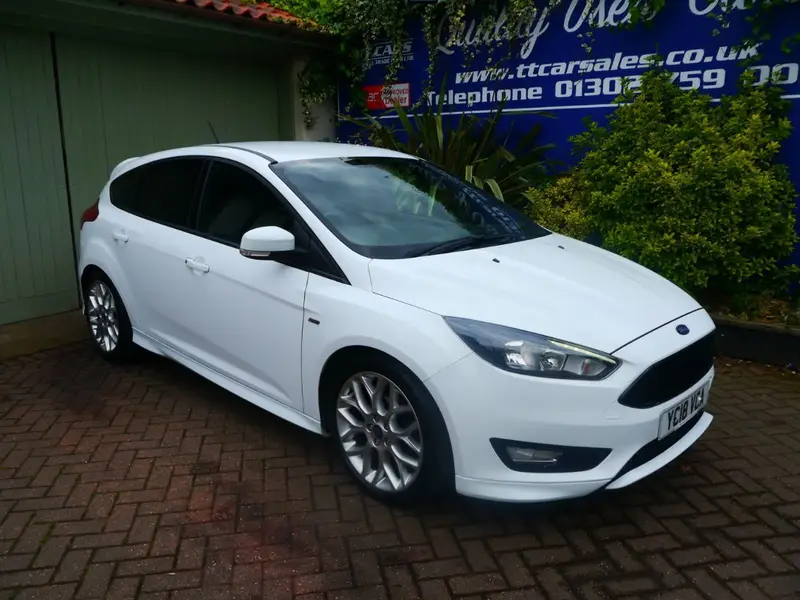2018 Ford Focus, photo 1 of 8