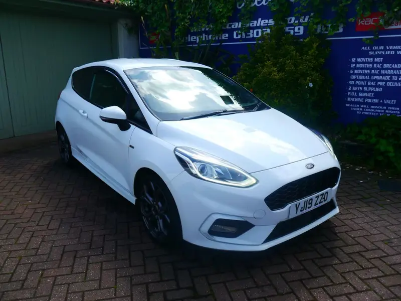 2019 Ford Fiesta, photo 1 of 8